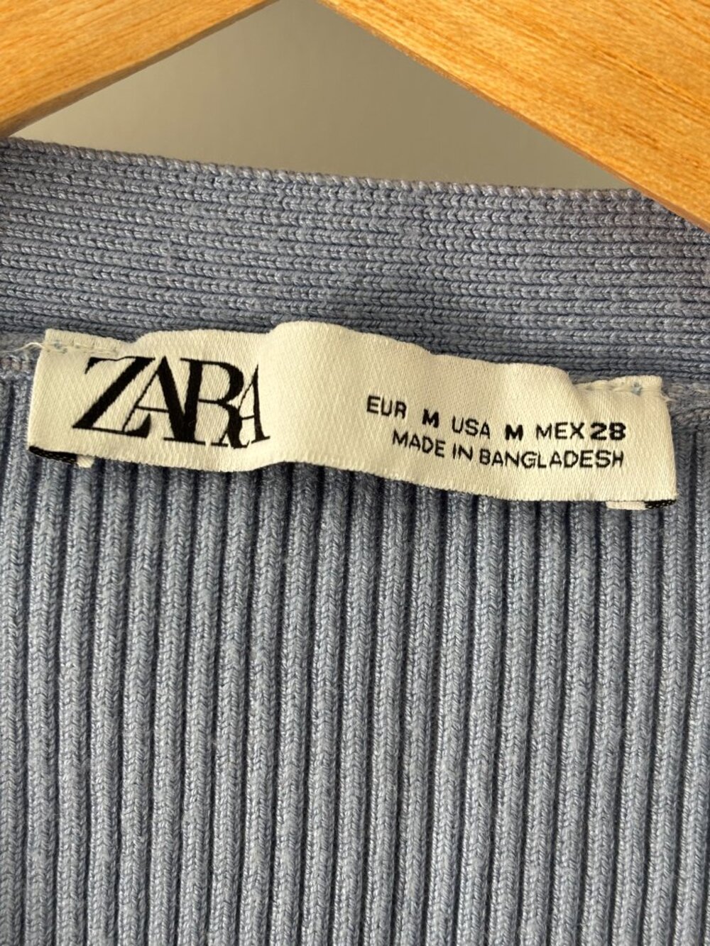 ✨ Zara Cropped Ribbed Cardigan – Light Blue ✨ - Picture 3 of 8